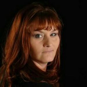 Meet your Posher, Leslie